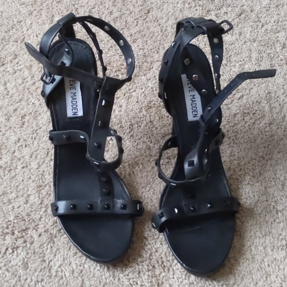 Gladiator black heels